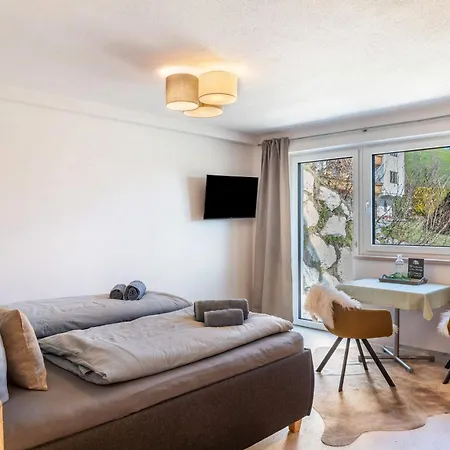 Tirolee Marchegg - Chalet * فيلدشوناو