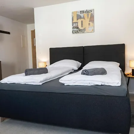 Tirolee Marchegg Eg Apartment *